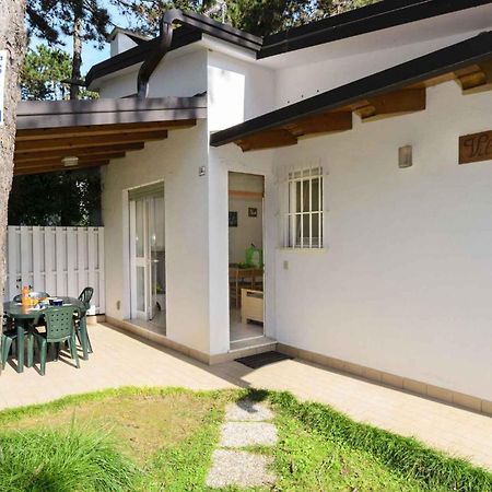 Holiday Home In Lignano 21669 ลินญาโน ซับเบียโดโร ภายนอก รูปภาพ