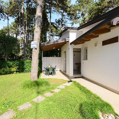 Holiday Home In Lignano 21669 ลินญาโน ซับเบียโดโร ภายนอก รูปภาพ