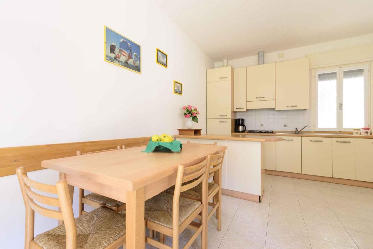 Holiday Home In Lignano 21669 ลินญาโน ซับเบียโดโร ภายนอก รูปภาพ